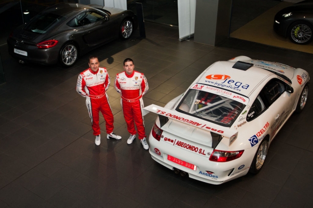 009 exposicion porsche 032